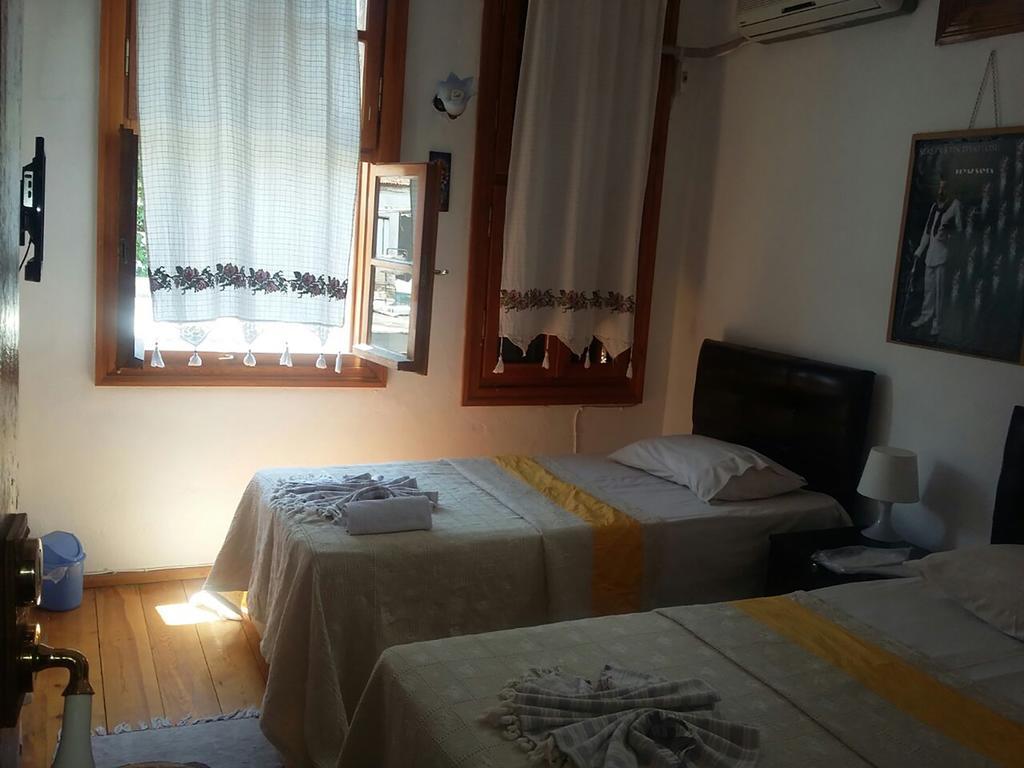 Ayfada Cafe & Pension Ayvalı Szoba fotó